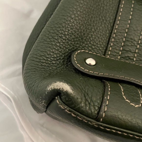 Tignanello Olive Green Leather Shoulder Bag - Picture 14 of 16